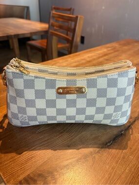 Louis Vuitton Damier Azur Double zip